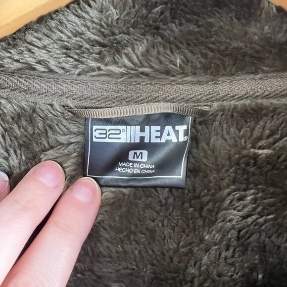 NWT Vegan Fur Olivine Zip Up Jacket - Picture 4 of 5